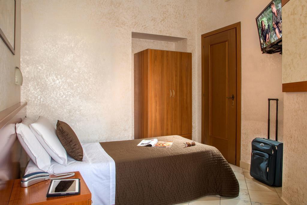 Hotel Luciani Roma Exterior foto